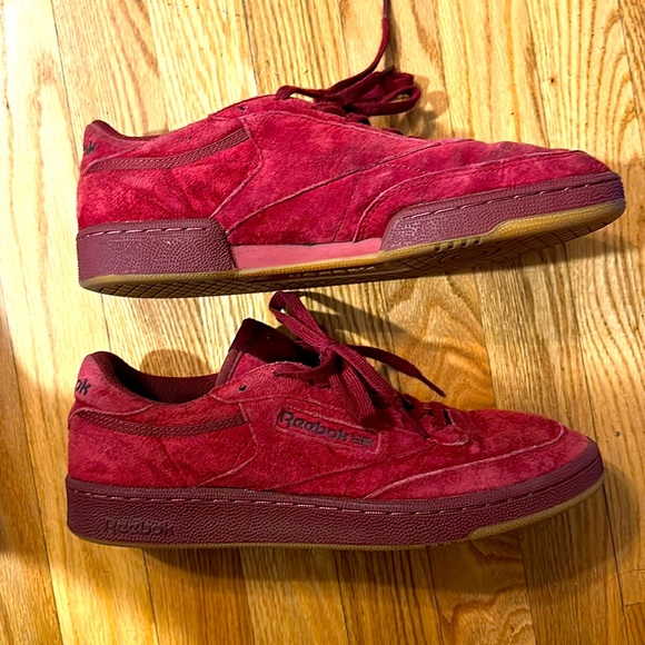 Red Reebok Club C - Picture 1 of 3